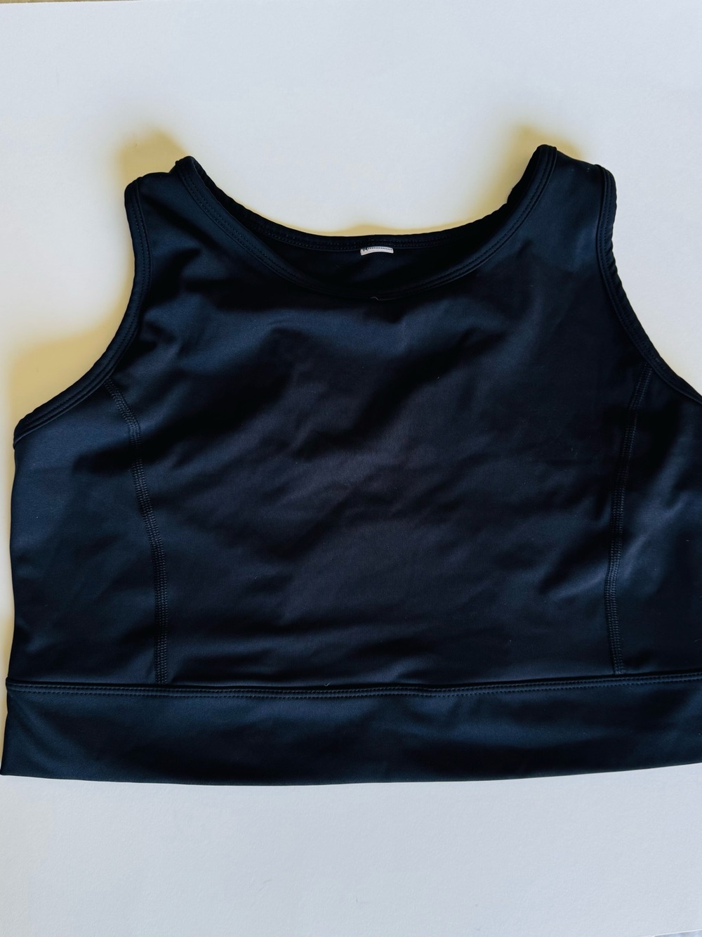 Women’s Black Crop Tank Top - Smooth Performance Fit